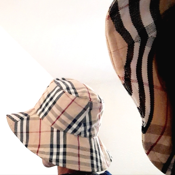 Burburry London Vintage check 100% cotton canvas bucket hat, beige XS, S - Picture 2 of 15